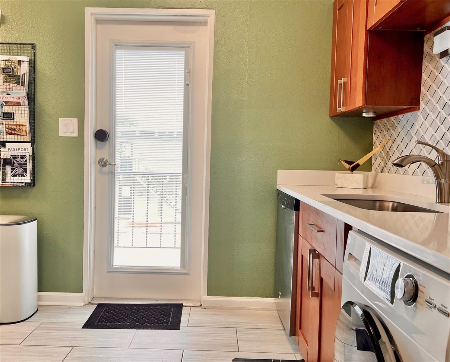 Image 15 of 22 For 151 Orlando Avenue 203