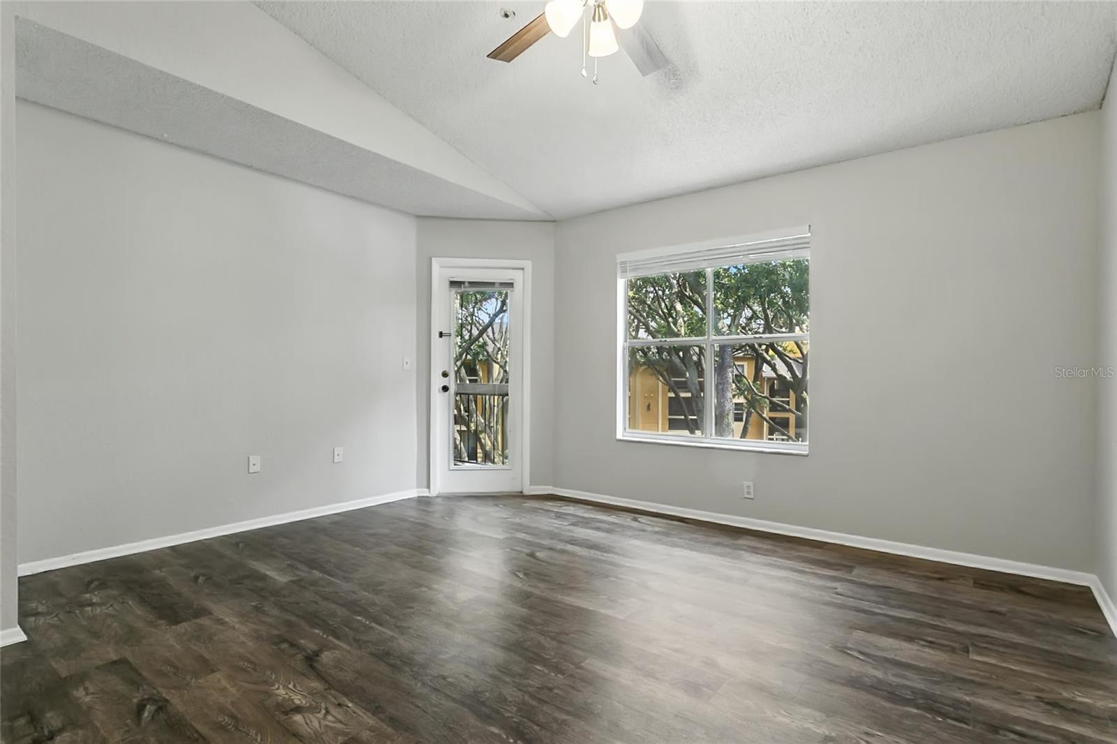 Image 10 of 31 For 5263 Images Circle 306