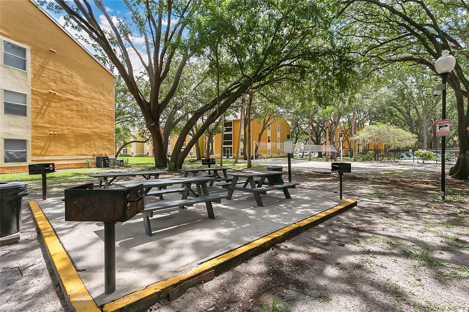 Image 19 of 31 For 5263 Images Circle 306