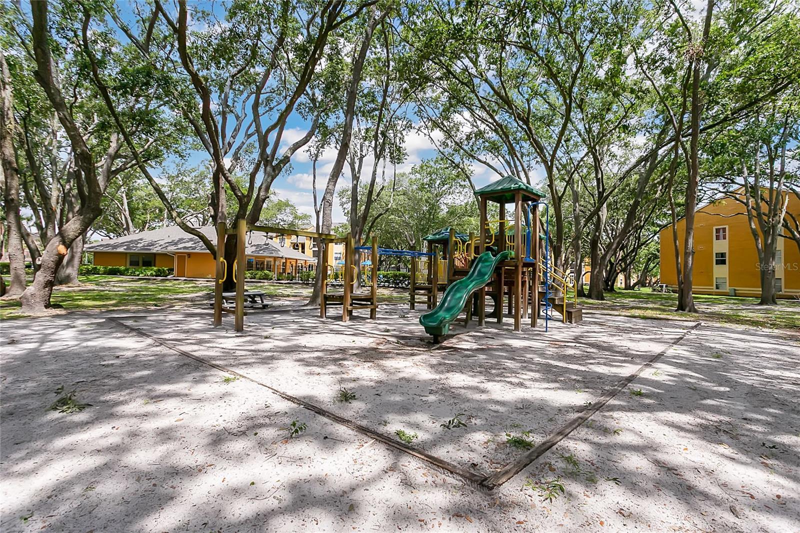 Image 20 of 31 For 5263 Images Circle 306