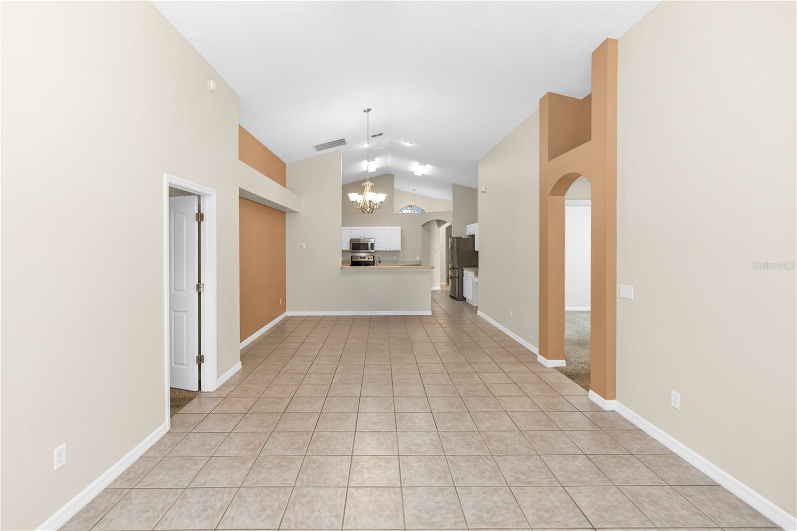 Image 16 of 40 For 406 Landress Lane