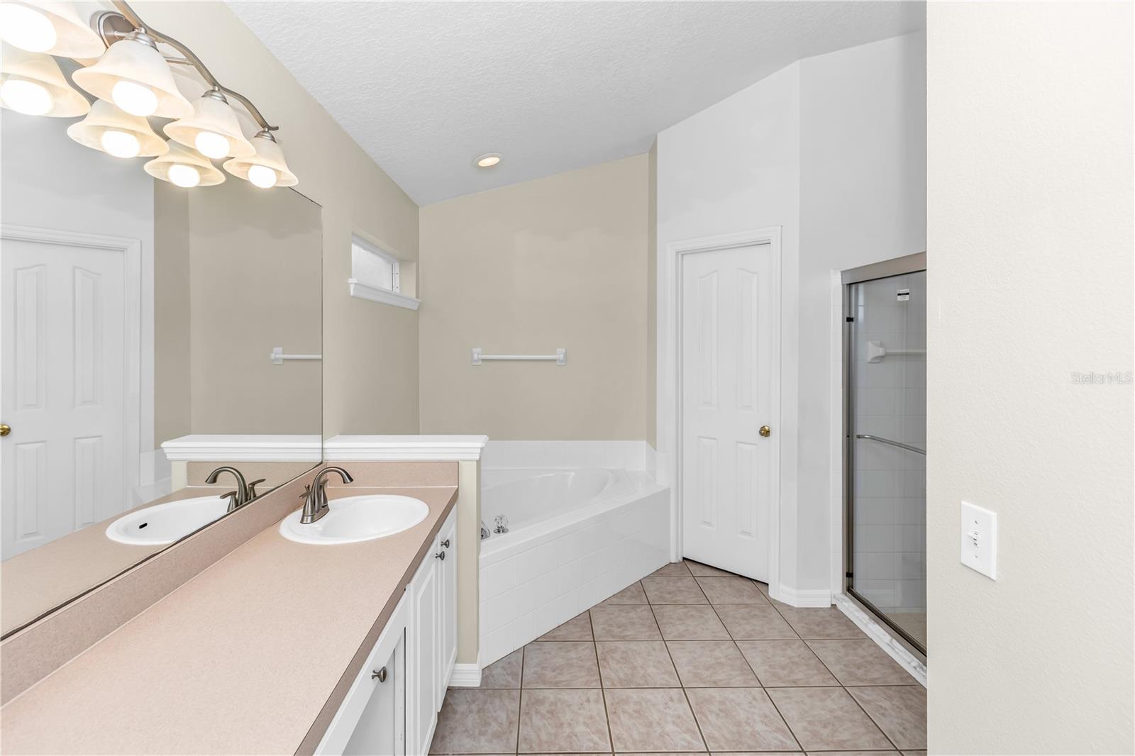 Image 19 of 40 For 406 Landress Lane