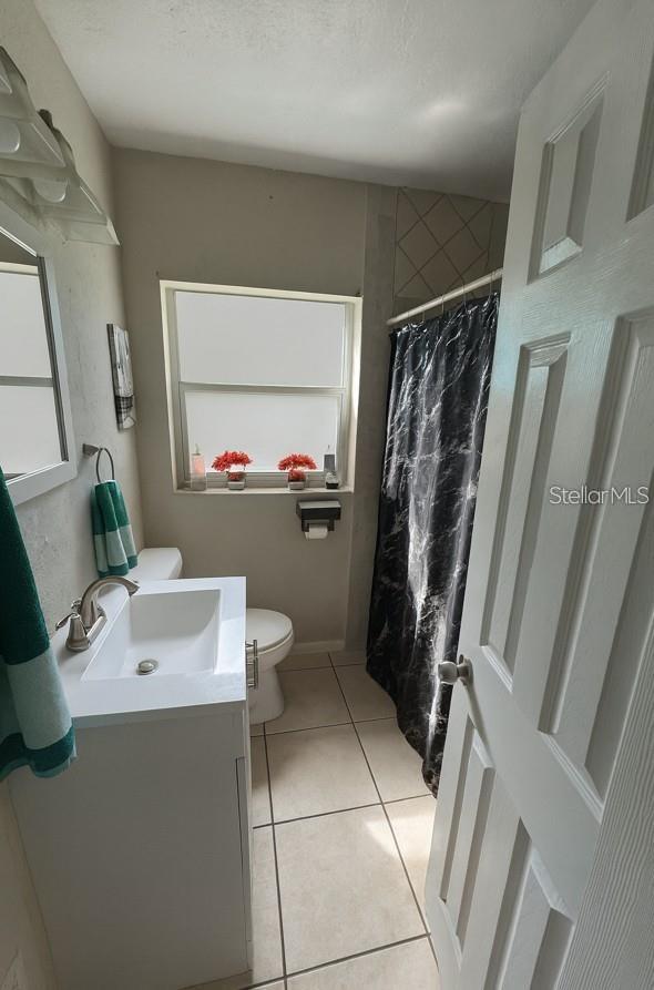 Image 6 of 13 For 36 Areca Drive