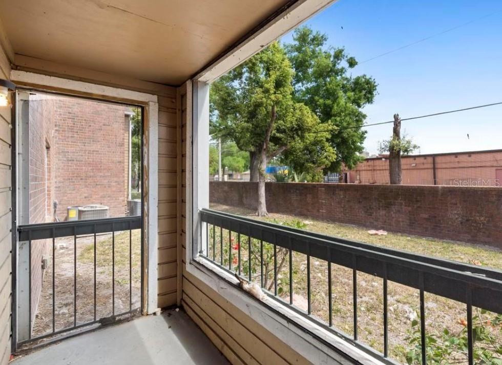 Image 29 of 34 For 4355 Perkinshire Lane 103