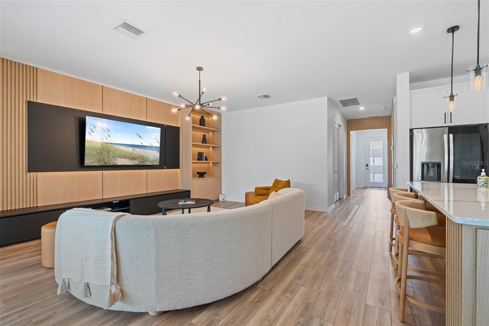 Image 10 of 46 For 8105 Fenton Street