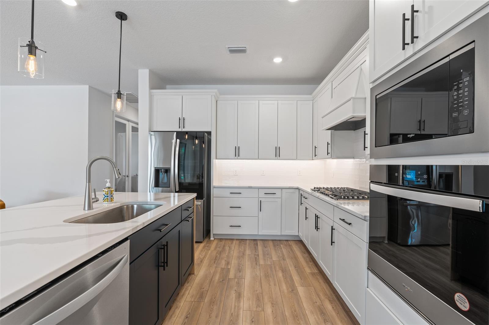 Image 16 of 46 For 8105 Fenton Street