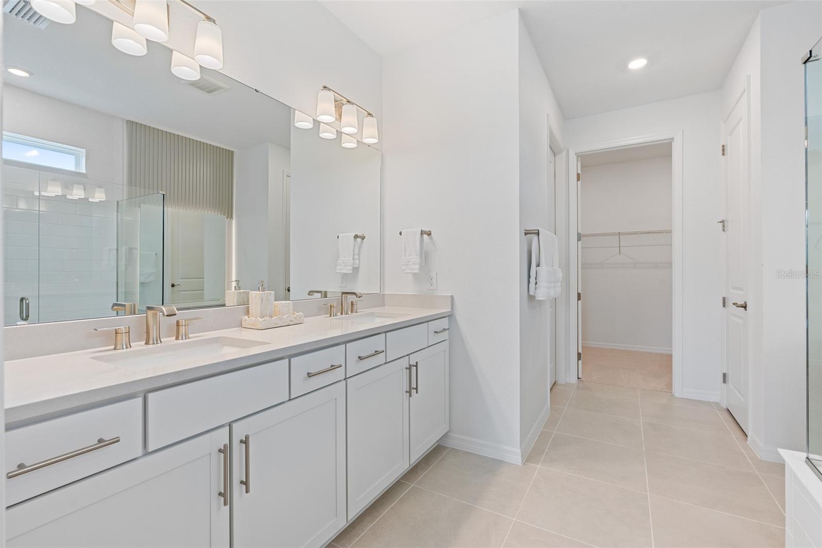 Image 24 of 46 For 8105 Fenton Street