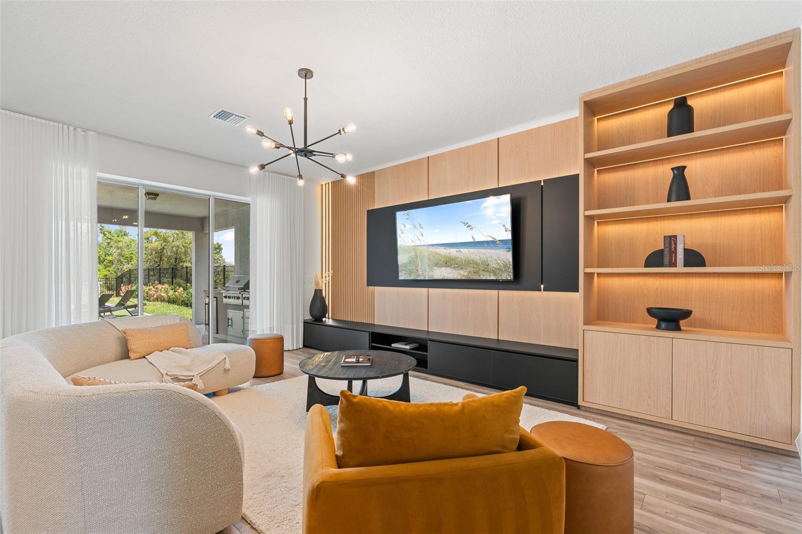 Image 8 of 46 For 8105 Fenton Street