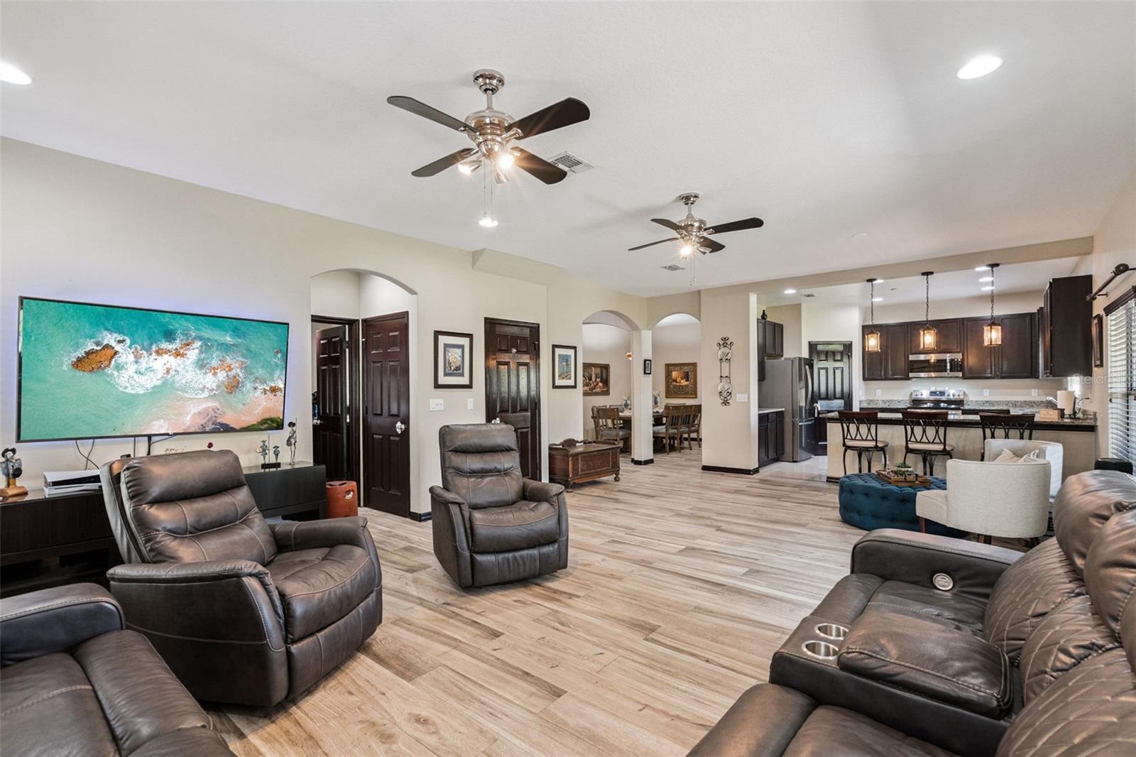 Image 11 of 83 For 127 Verde Way