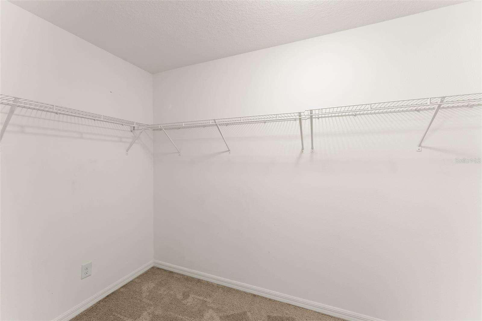 Image 28 of 36 For 5584 Maggiore Boulevard