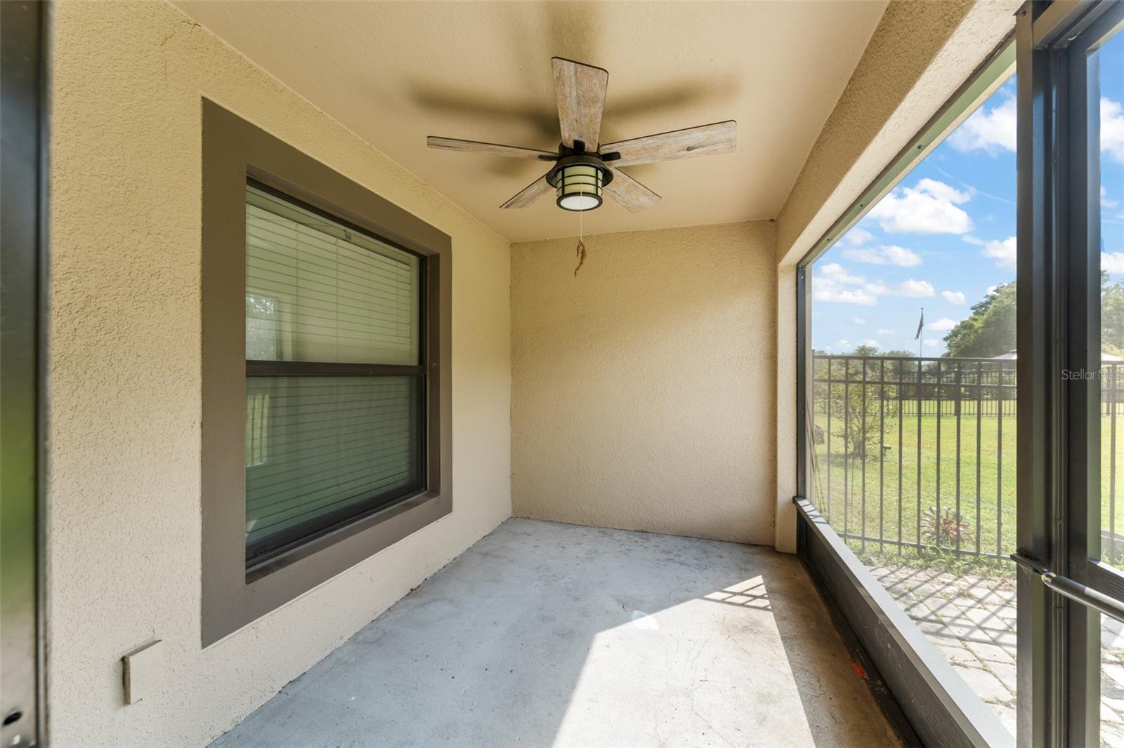 Image 30 of 36 For 5584 Maggiore Boulevard