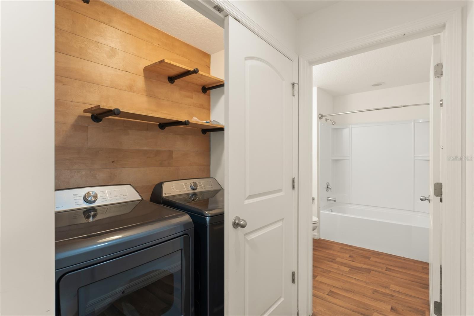 Image 6 of 36 For 5584 Maggiore Boulevard