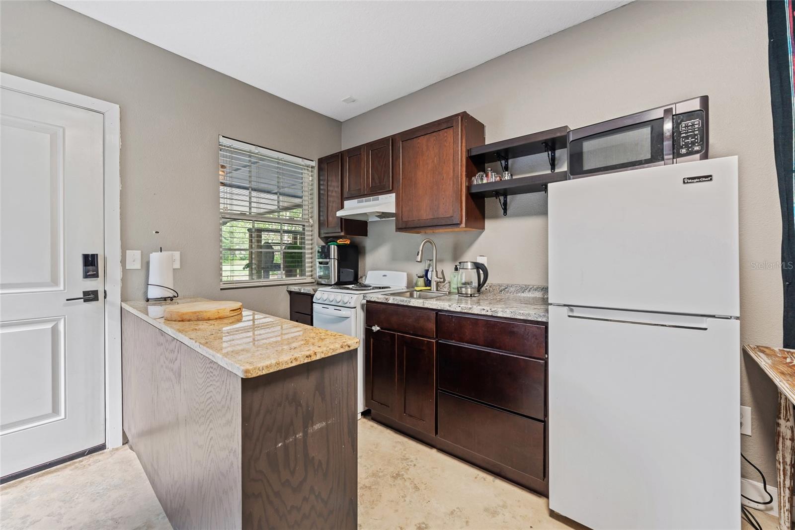 Image 24 of 48 For 71 Winter Park Drive