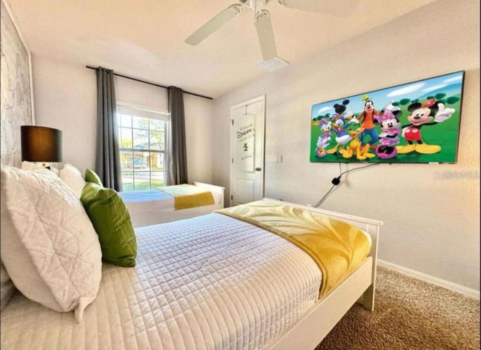 Image 12 of 17 For 17845 Woodcrest Way