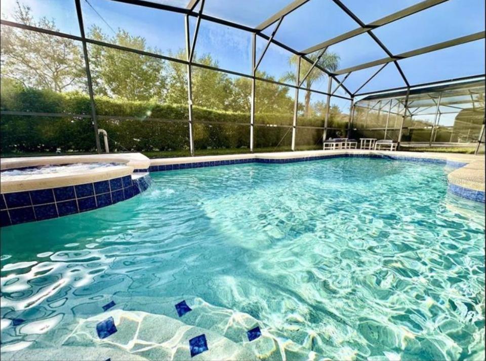 Image 16 of 17 For 17845 Woodcrest Way