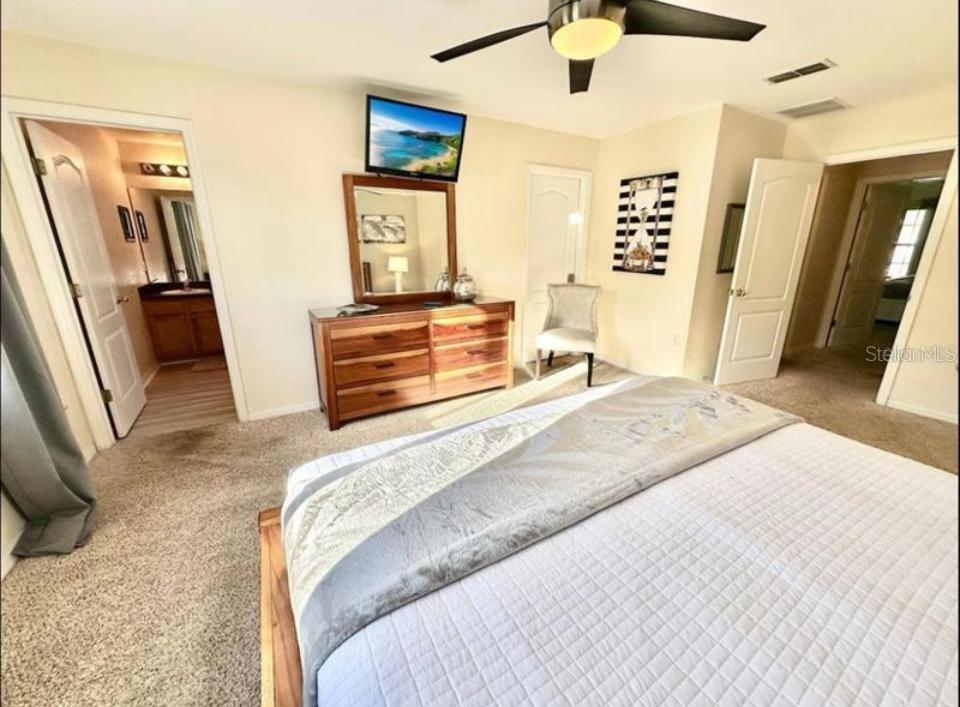 Image 7 of 17 For 17845 Woodcrest Way