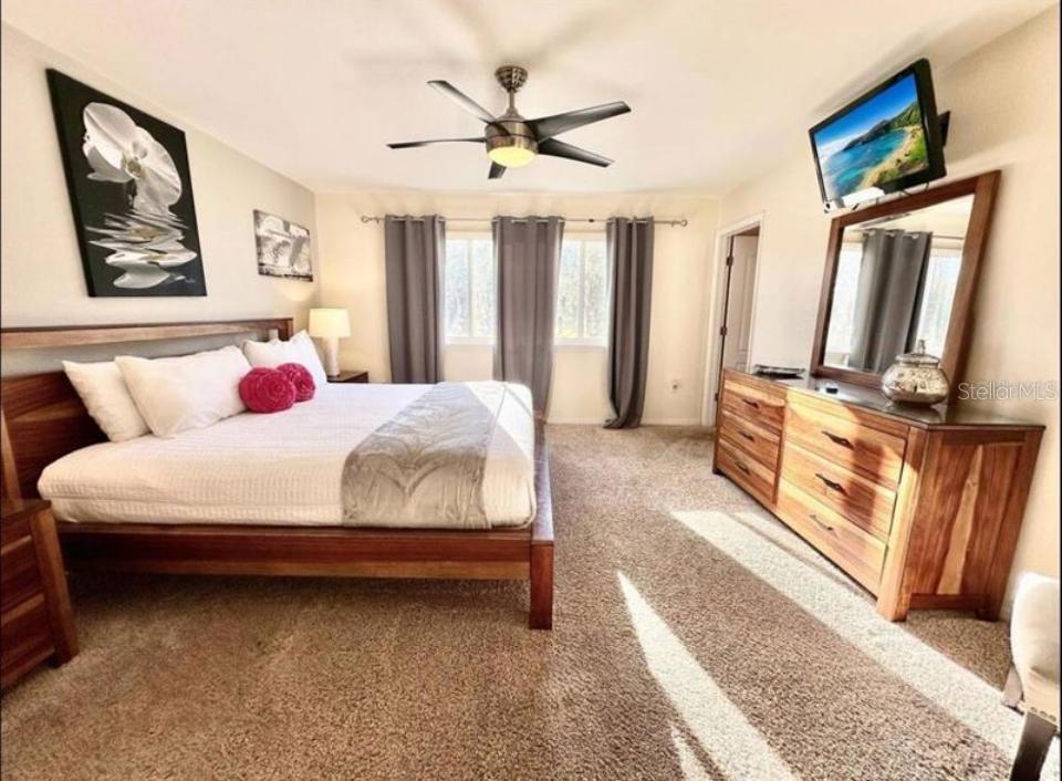 Image 8 of 17 For 17845 Woodcrest Way