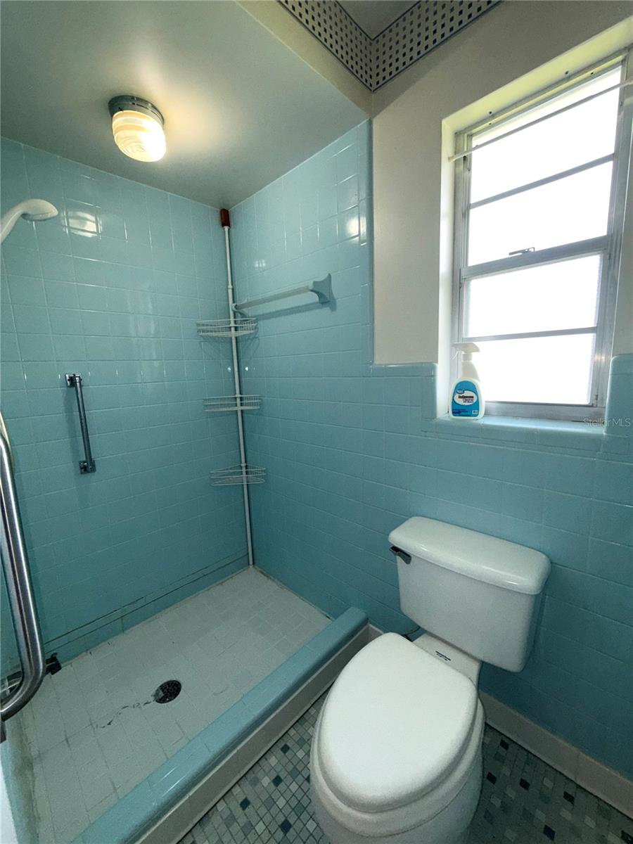 Image 10 of 23 For 34 Wisteria Drive