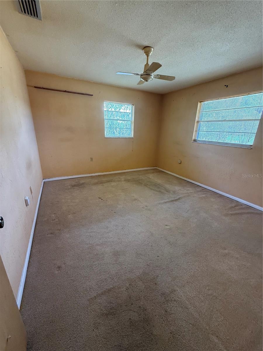 Image 11 of 23 For 34 Wisteria Drive