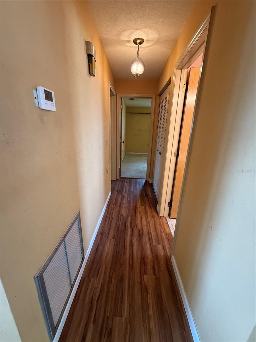 Image 7 of 23 For 34 Wisteria Drive