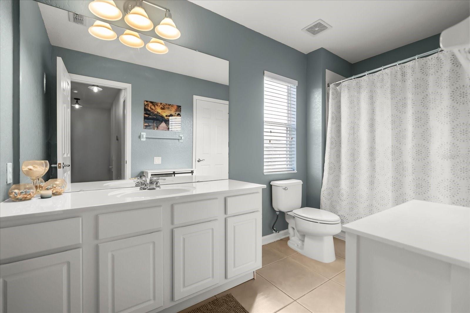 Image 21 of 31 For 15019 Bellinkoff Lane