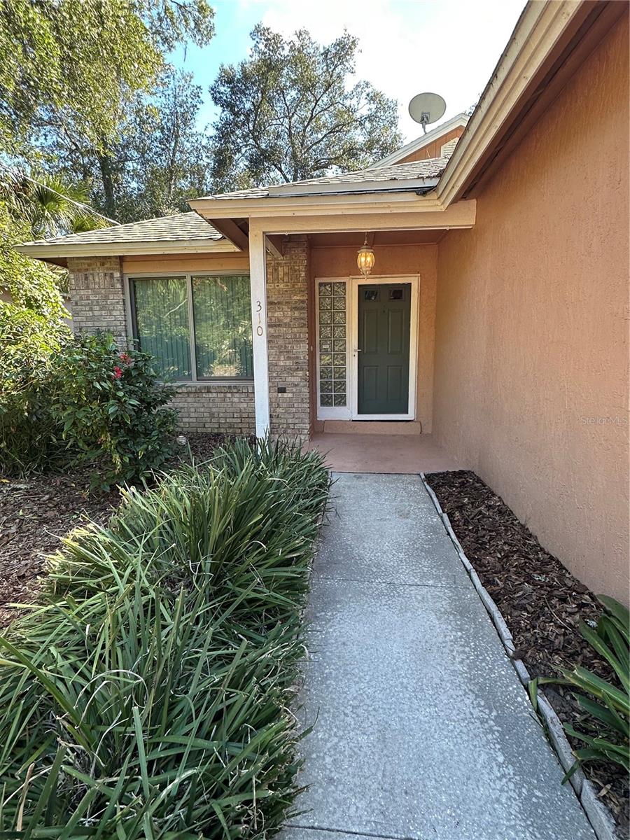 Image 2 of 34 For 310 Tangerine Street