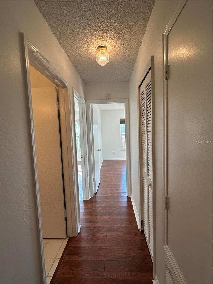 Image 21 of 34 For 310 Tangerine Street