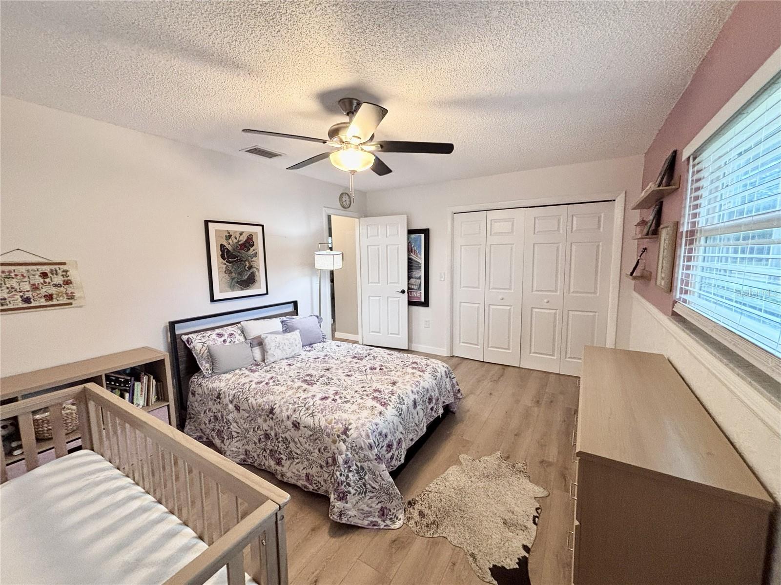 Image 18 of 25 For 4033 13th Avenue W