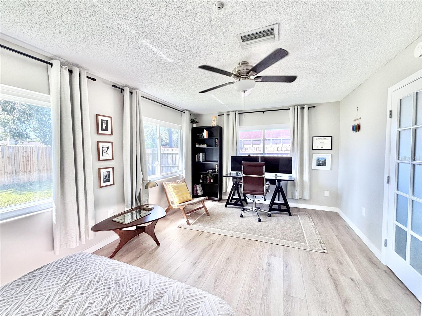 Image 7 of 25 For 4033 13th Avenue W