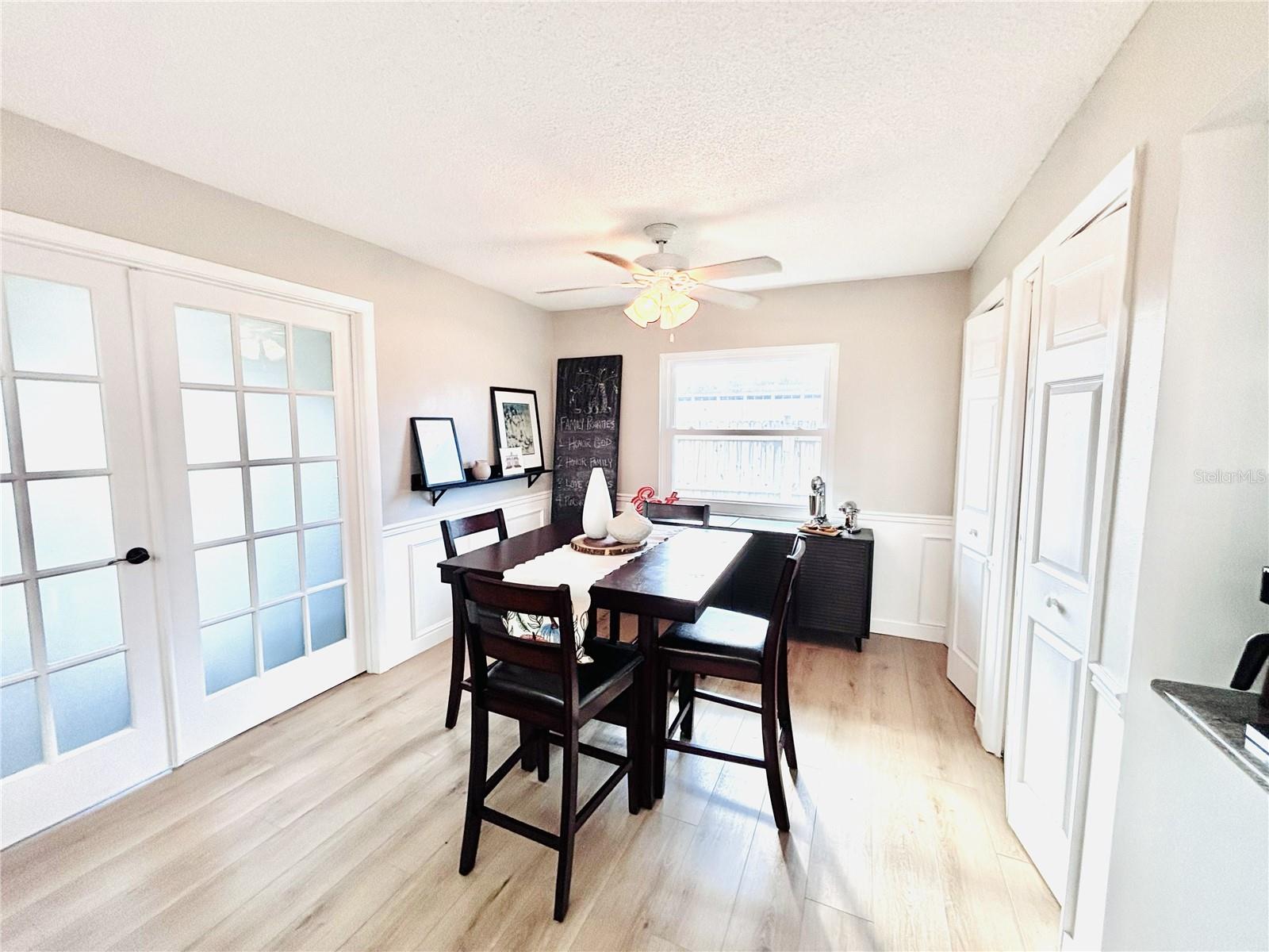 Image 8 of 25 For 4033 13th Avenue W