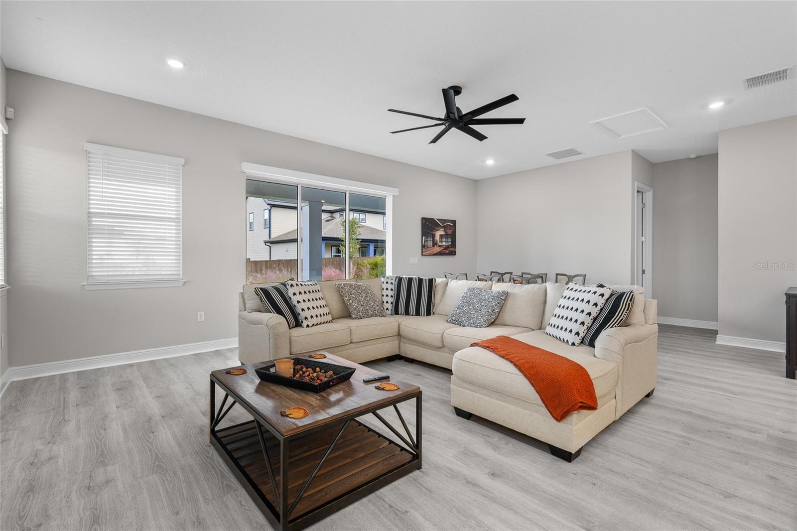 Image 9 of 47 For 6515 Quest Street