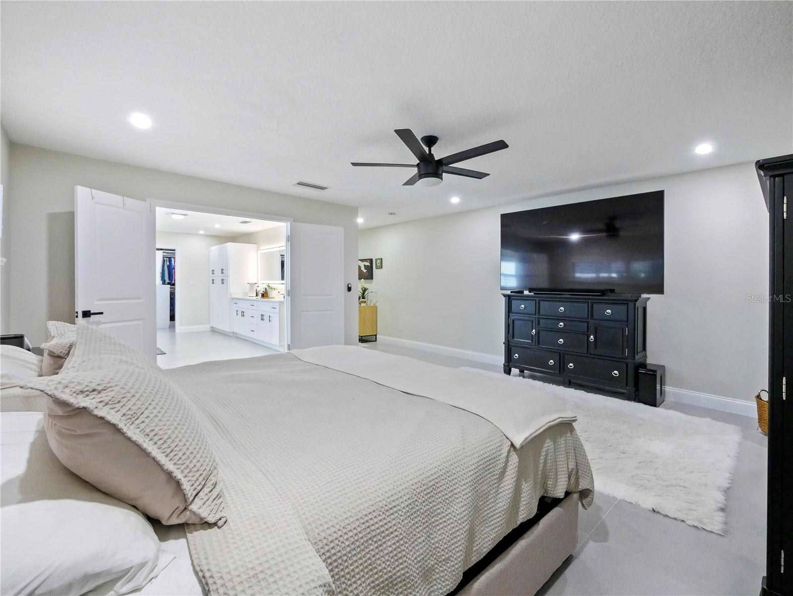 Image 15 of 42 For 3631 Saint Moritz Street