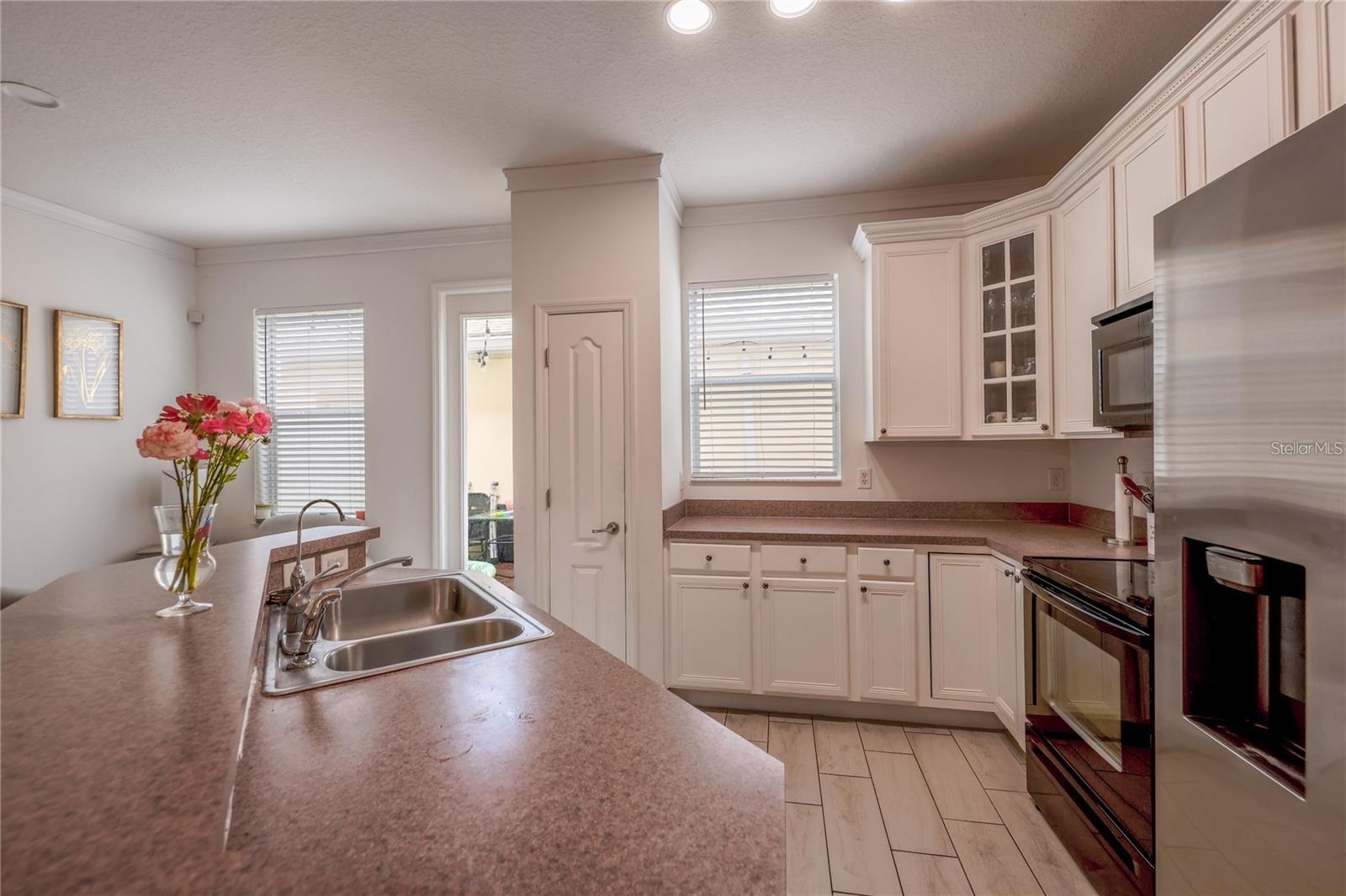 Image 12 of 44 For 14128 Avenue Of The Groves