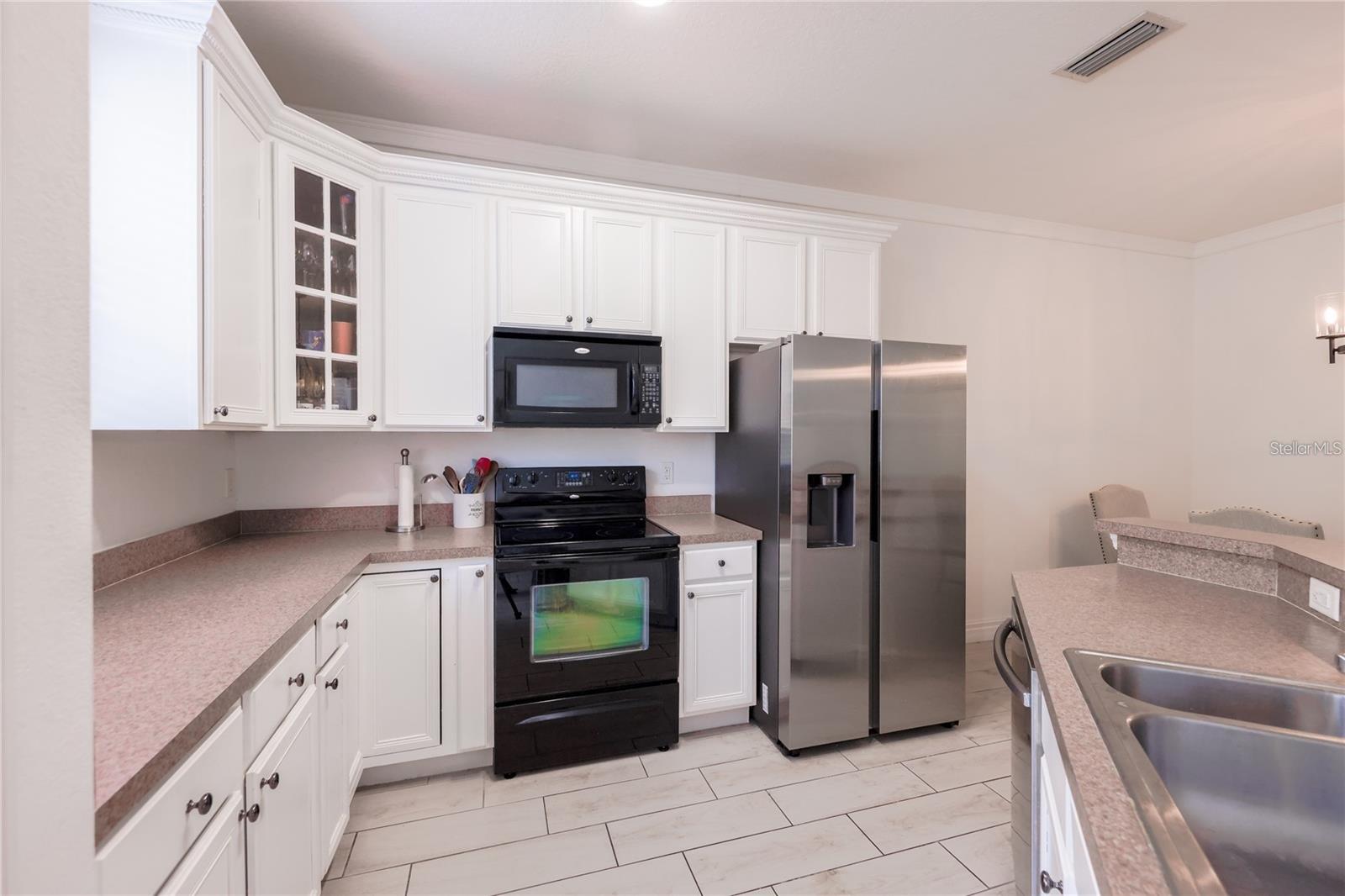 Image 13 of 44 For 14128 Avenue Of The Groves