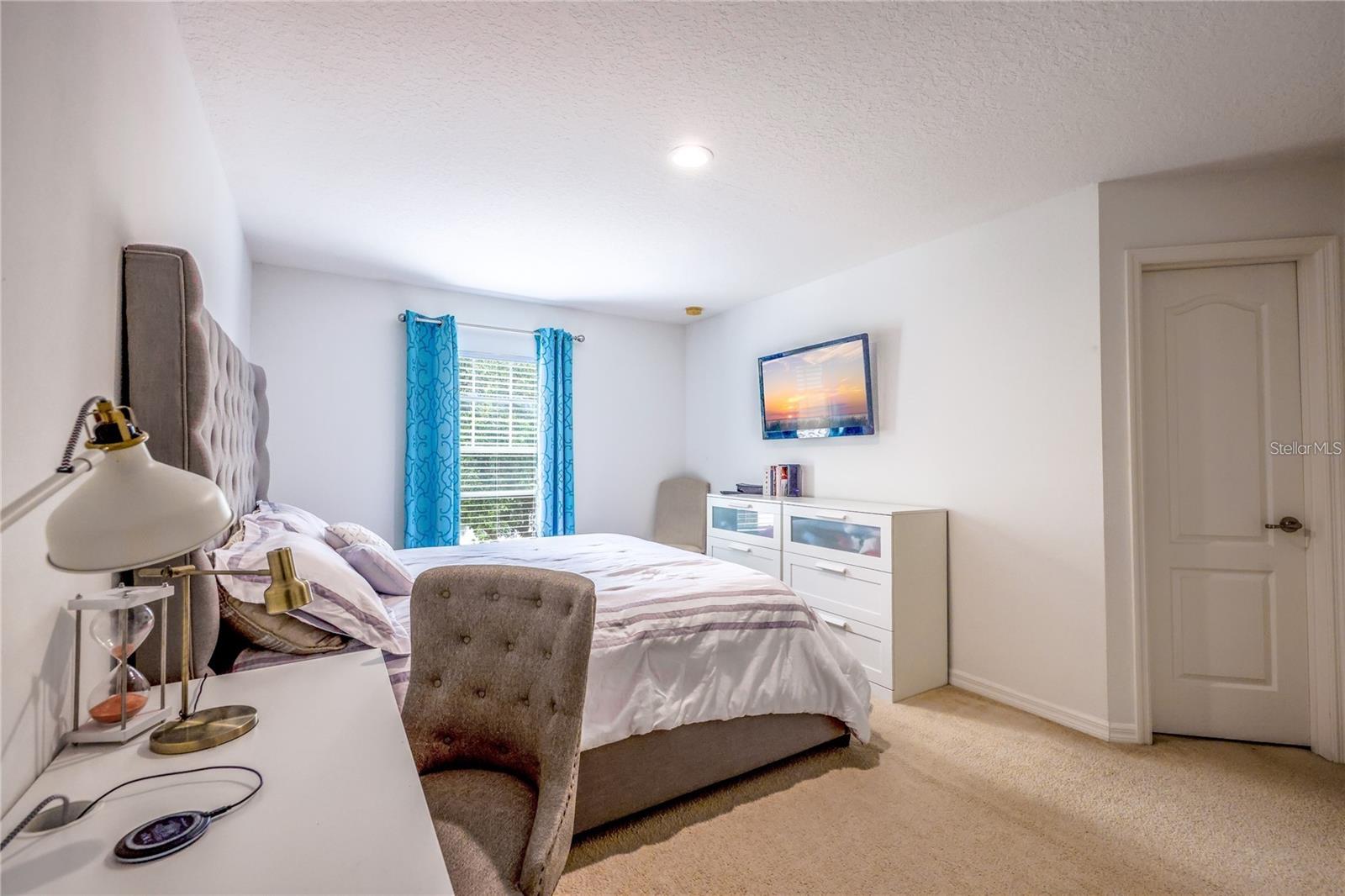 Image 22 of 44 For 14128 Avenue Of The Groves