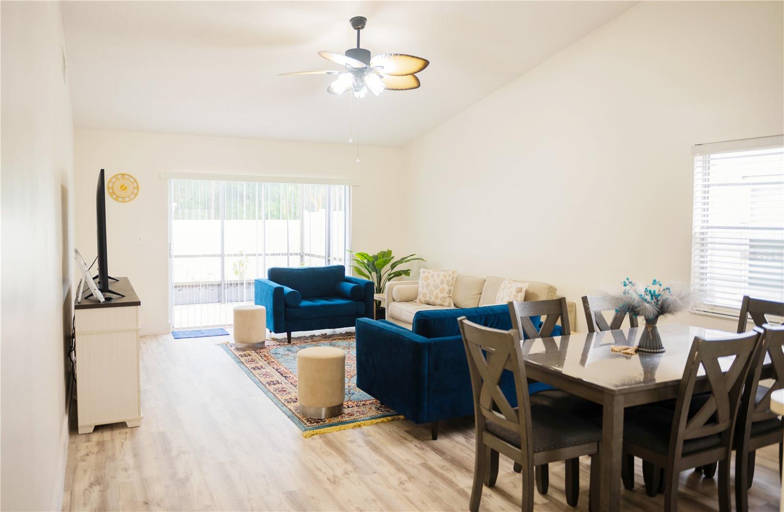 Image 4 of 26 For 4019 Meandering Court