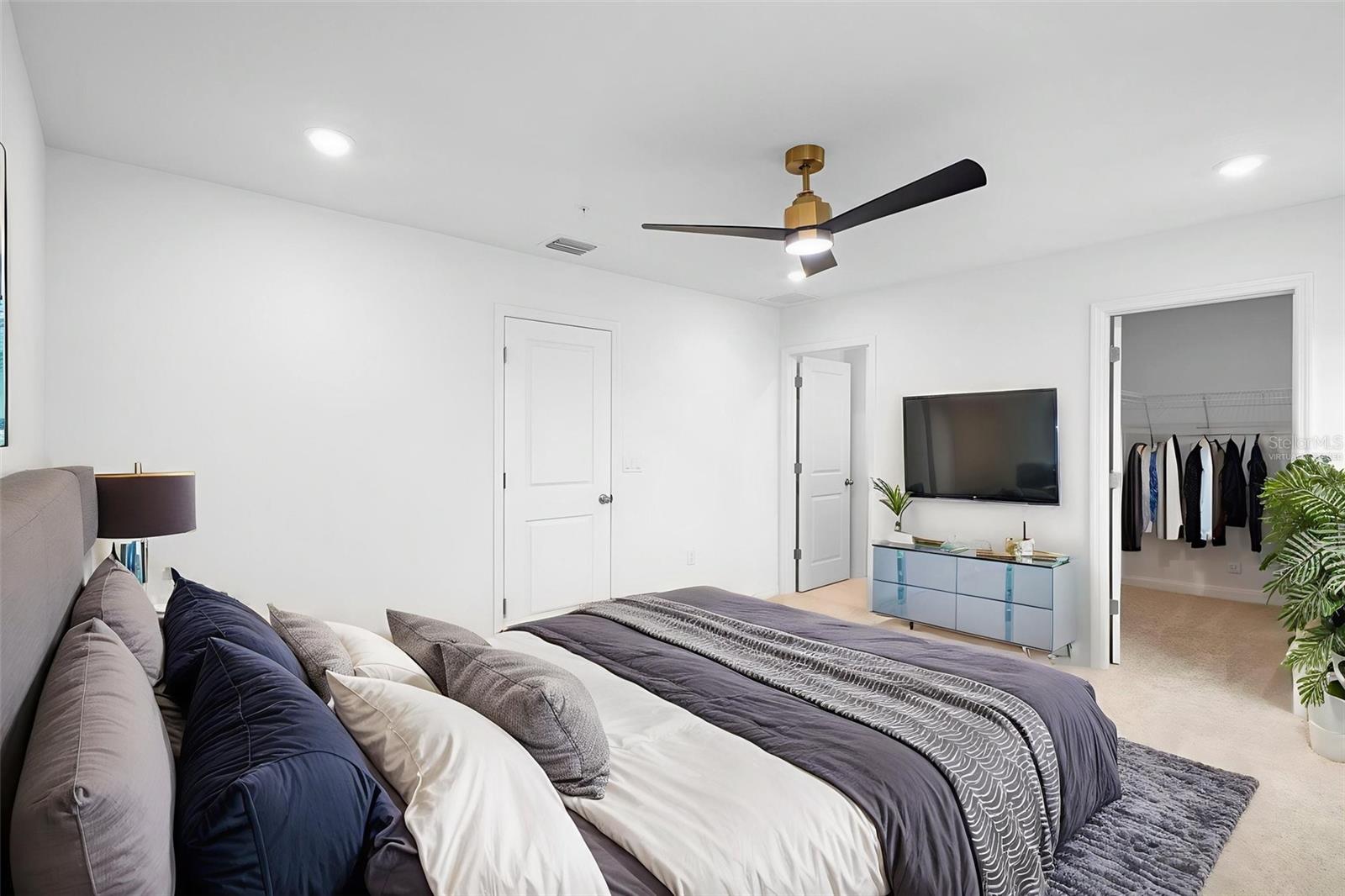 Image 26 of 43 For 745 Mystic Gardens Drive