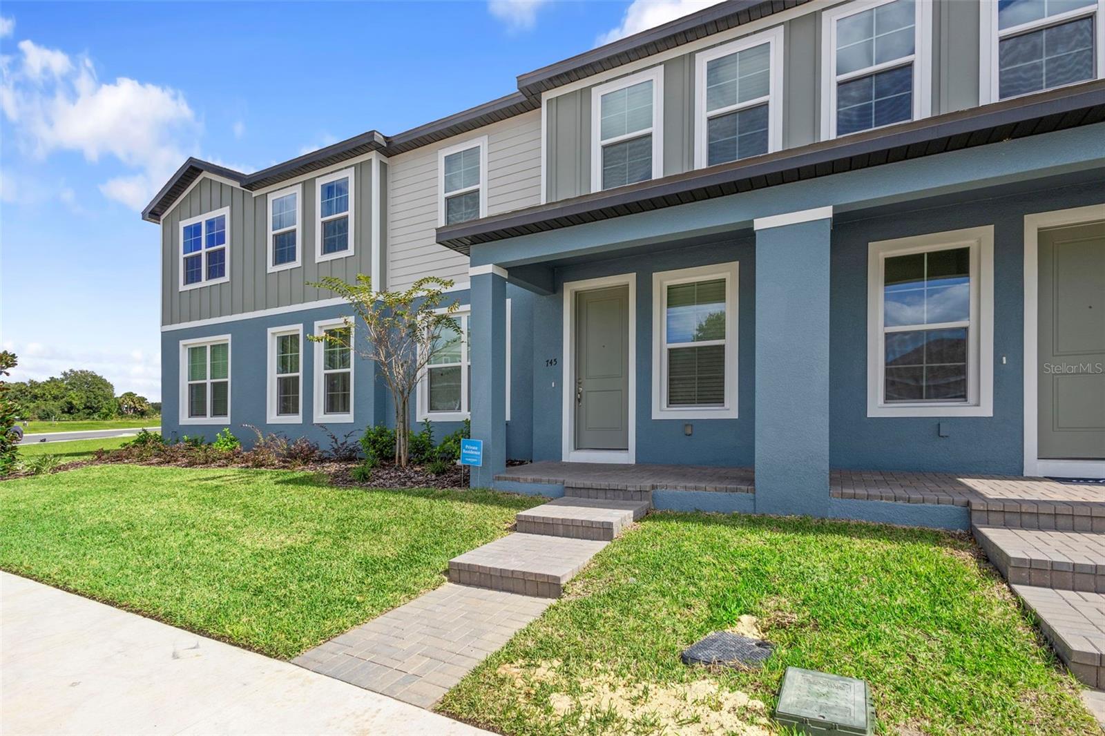 Image 3 of 43 For 745 Mystic Gardens Drive