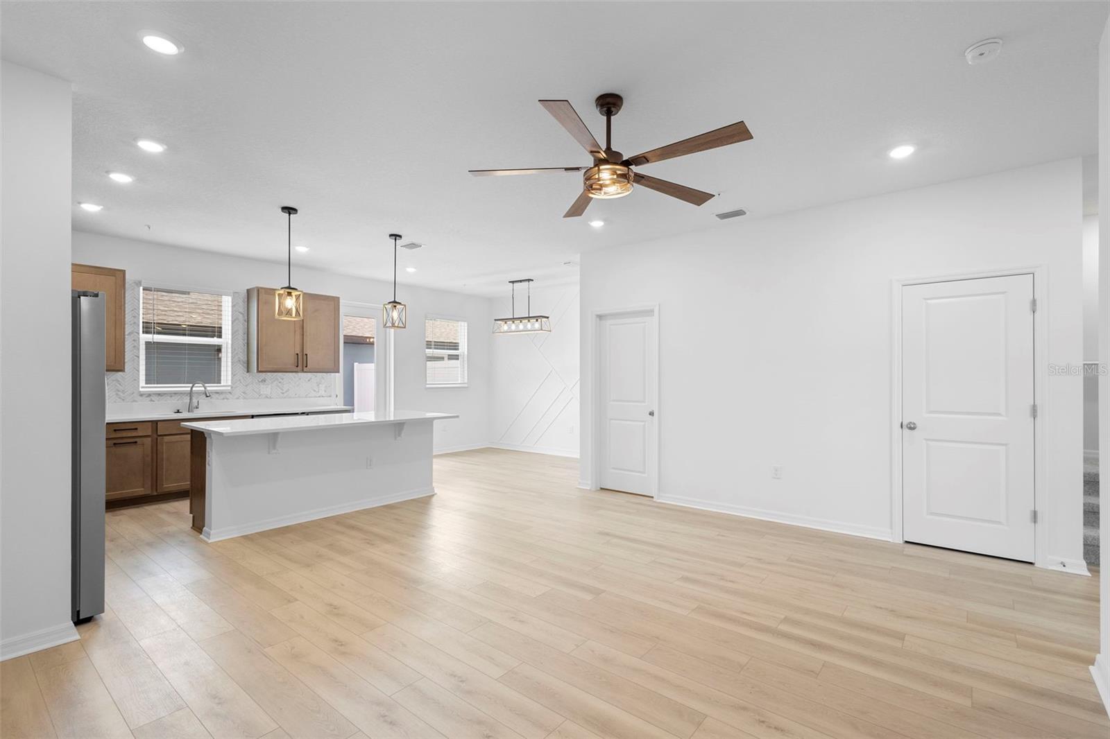 Image 6 of 43 For 745 Mystic Gardens Drive