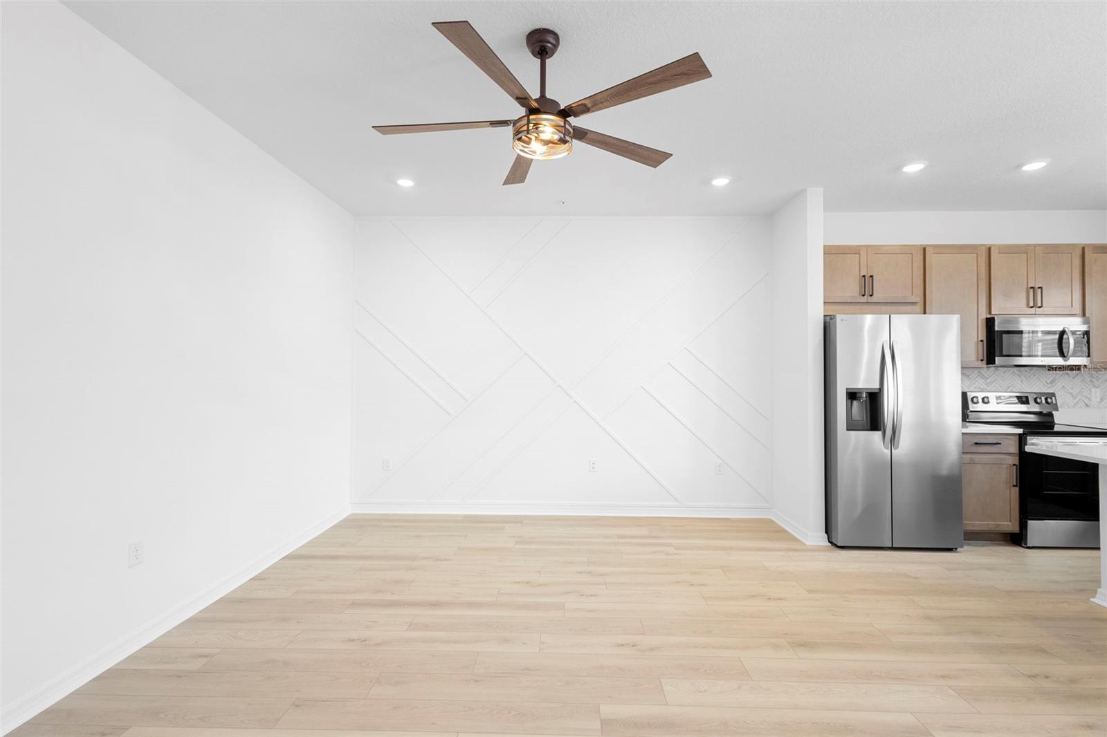 Image 9 of 43 For 745 Mystic Gardens Drive