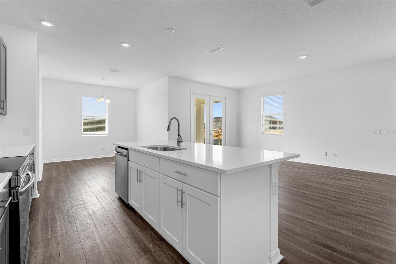 Image 16 of 29 For 2355 Lancashire Street