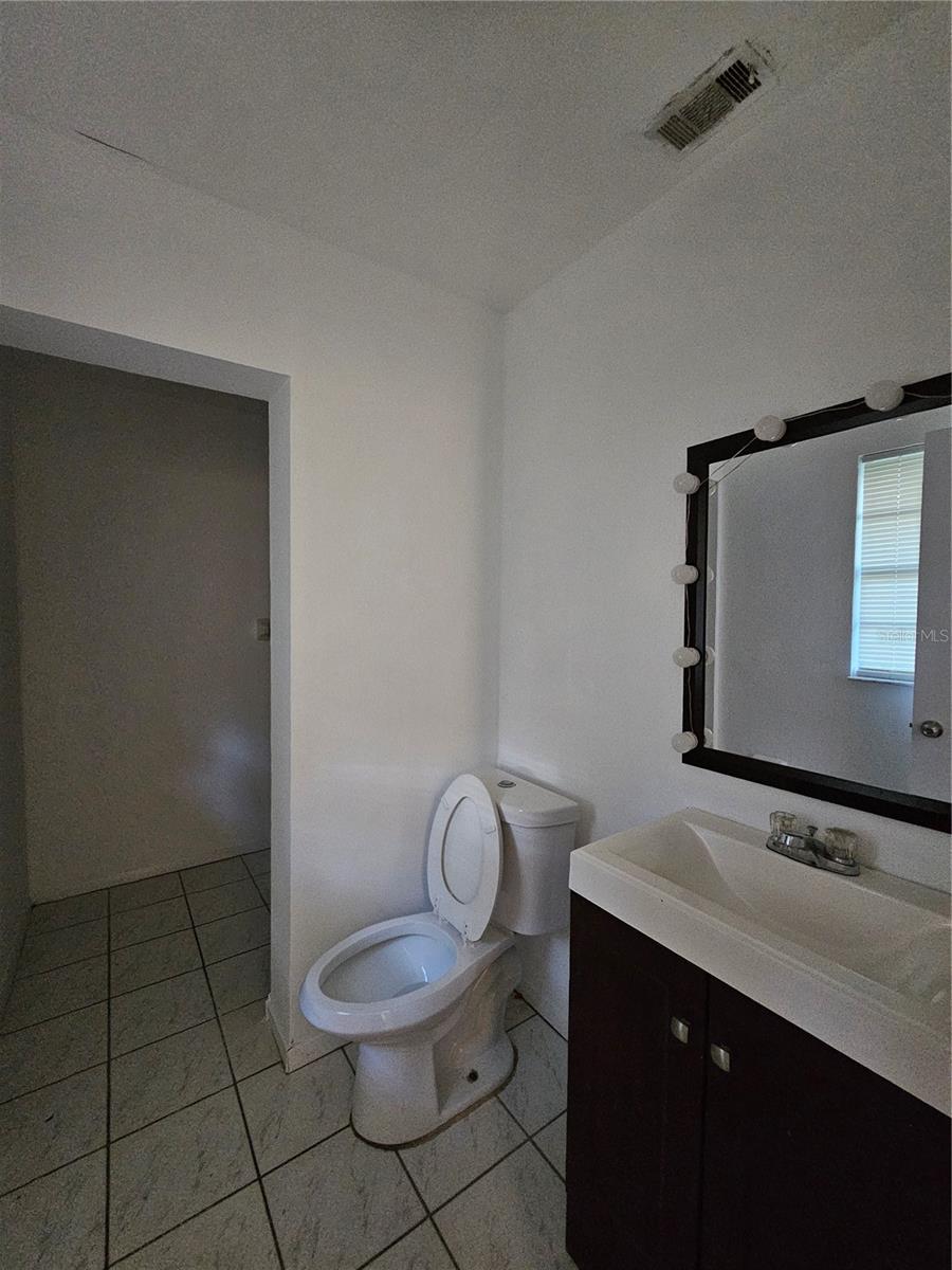 Image 14 of 20 For 158 Burns Avenue