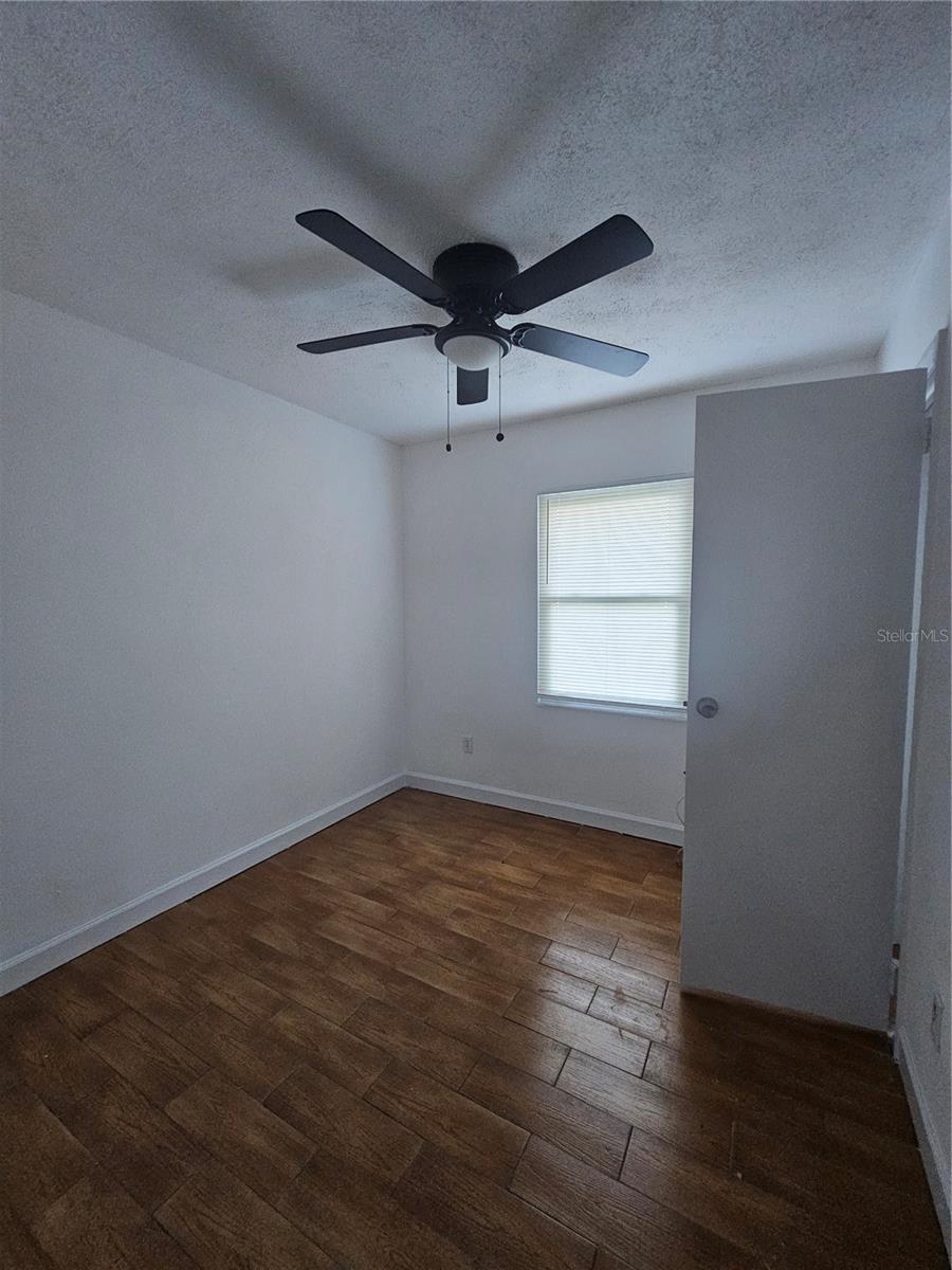 Image 19 of 20 For 158 Burns Avenue