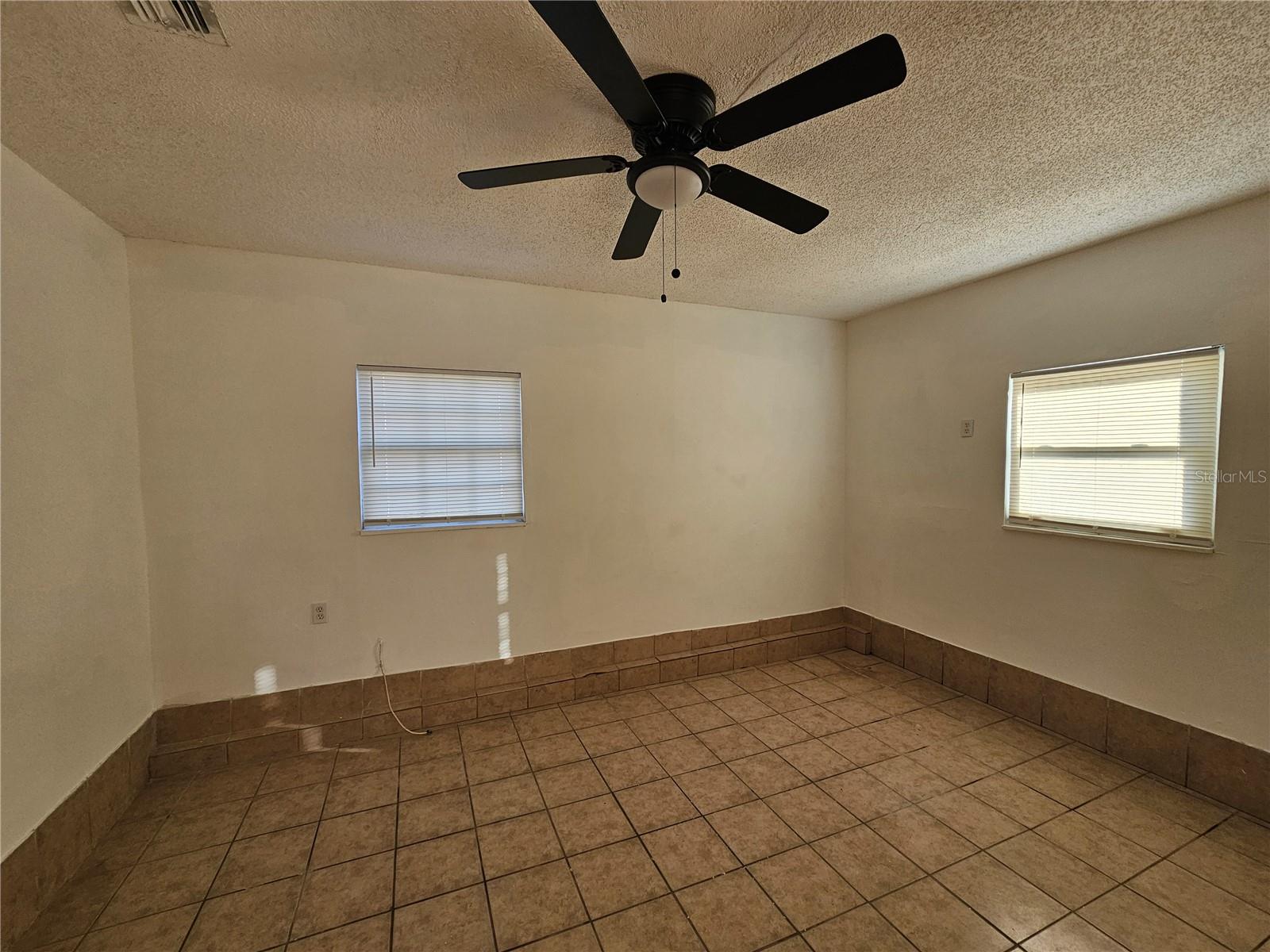 Image 7 of 20 For 158 Burns Avenue