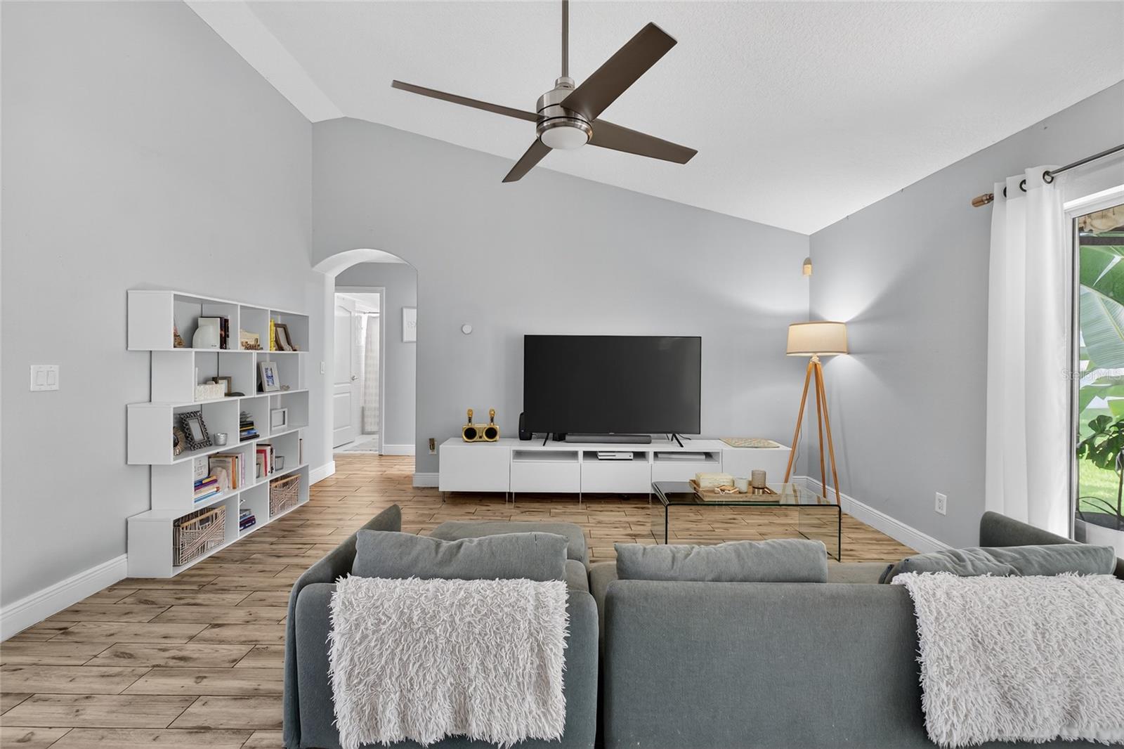 Image 12 of 42 For 348 Dolcetto Drive