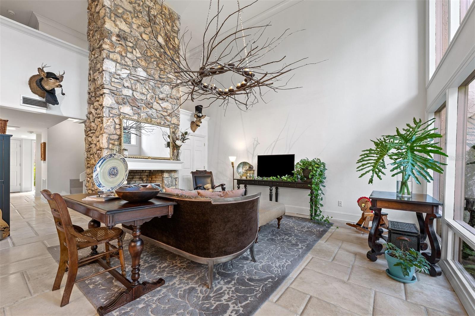 Image 10 of 61 For 203 Weeping Elm Lane