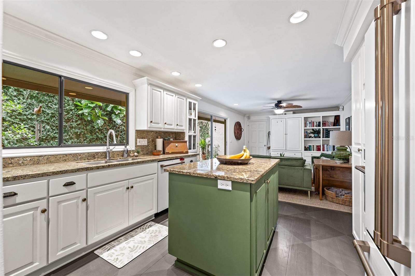 Image 14 of 61 For 203 Weeping Elm Lane