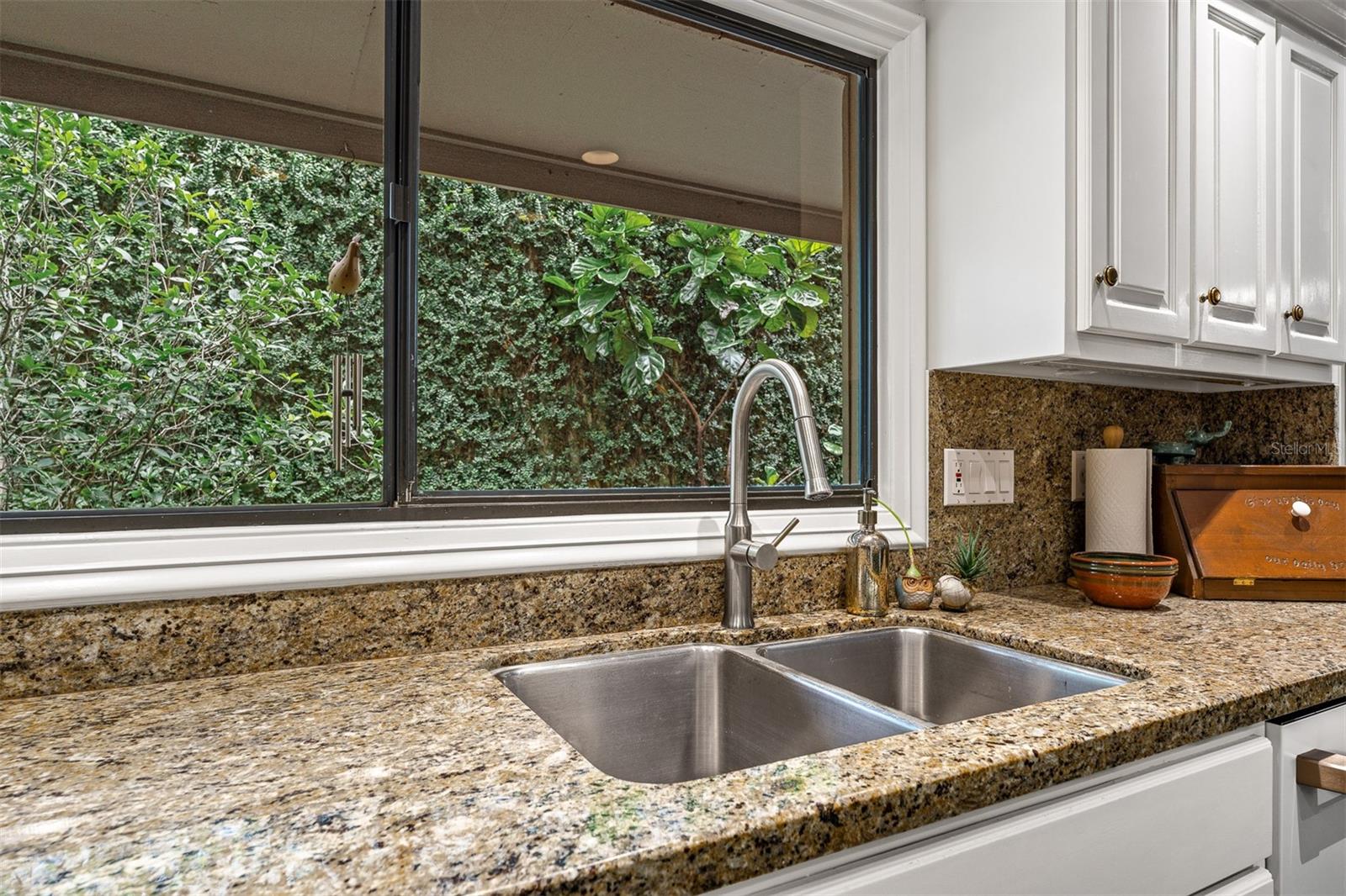 Image 16 of 61 For 203 Weeping Elm Lane