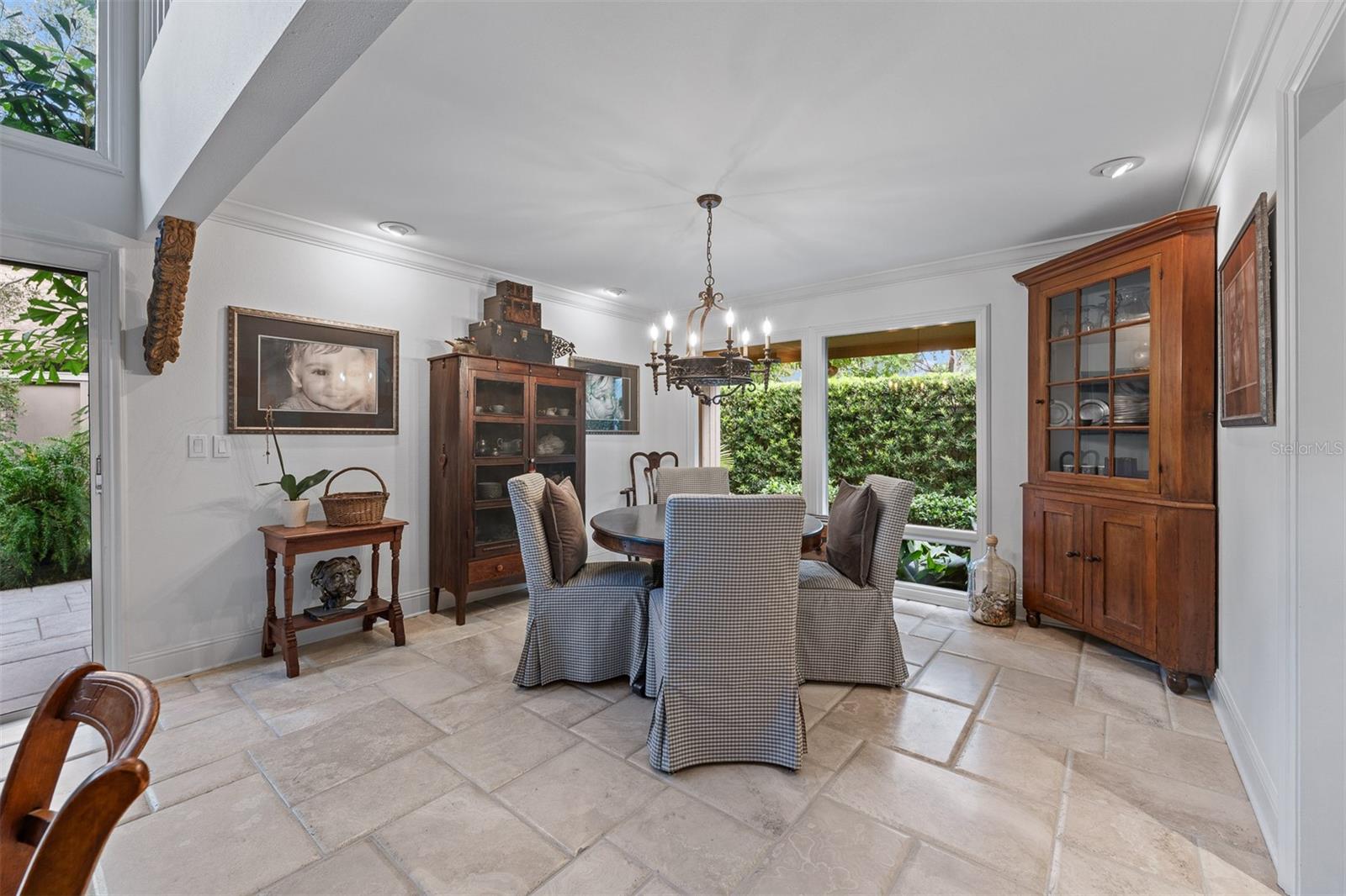 Image 7 of 61 For 203 Weeping Elm Lane