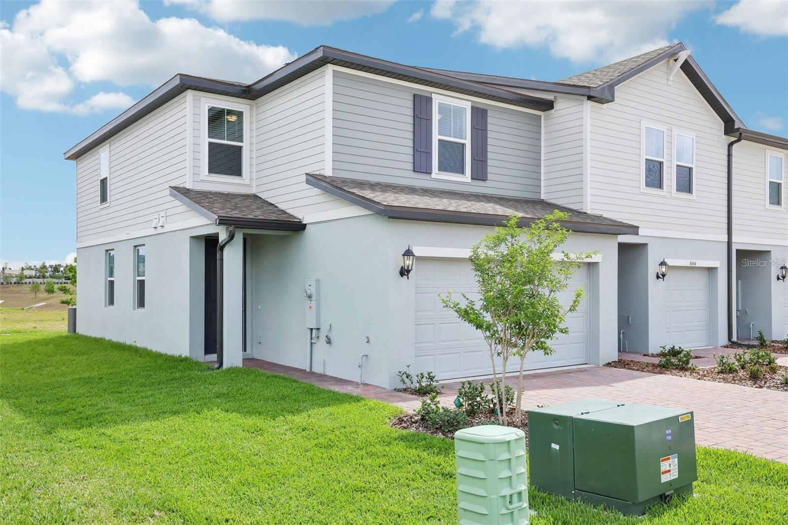 Image 2 of 32 For 16430 Bird Of Paradise Avenue